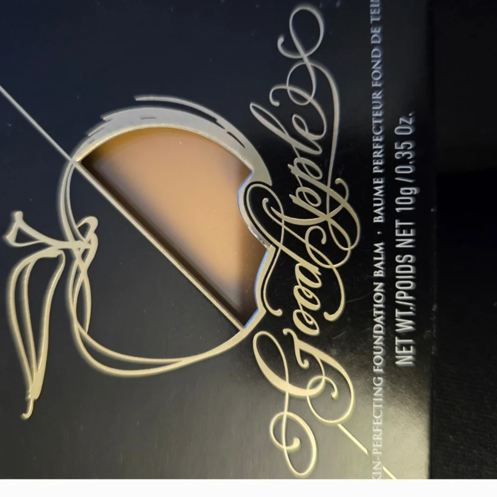 KVD Good Apple Skin Perfecting Foundation Medium 045